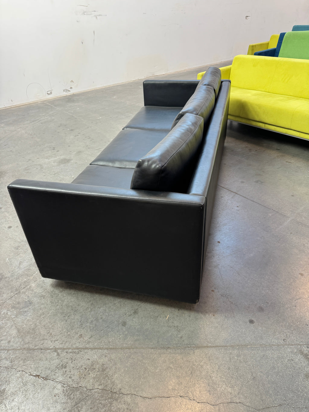 Black 3-Seat Leather Sofa