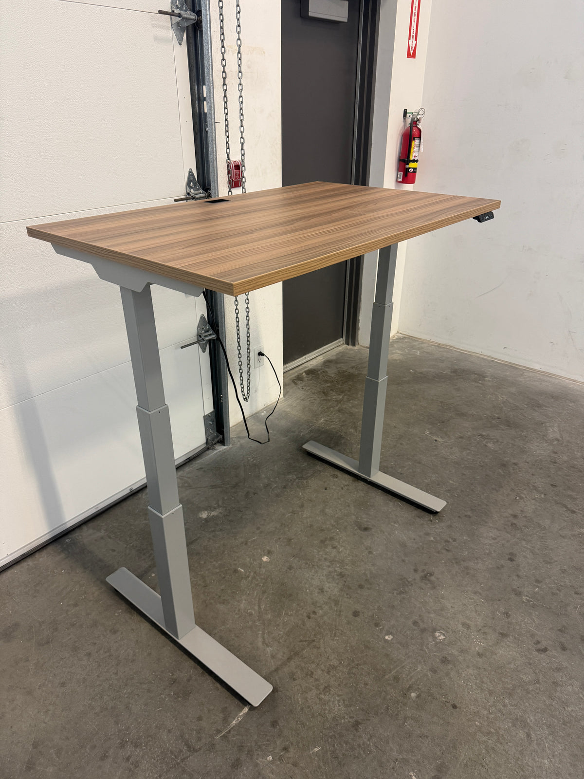 Choices Electric Height Adjustable Desk w/ Upgraded Top