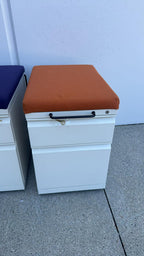 Herman Miller Meridian Mobile Pedestal