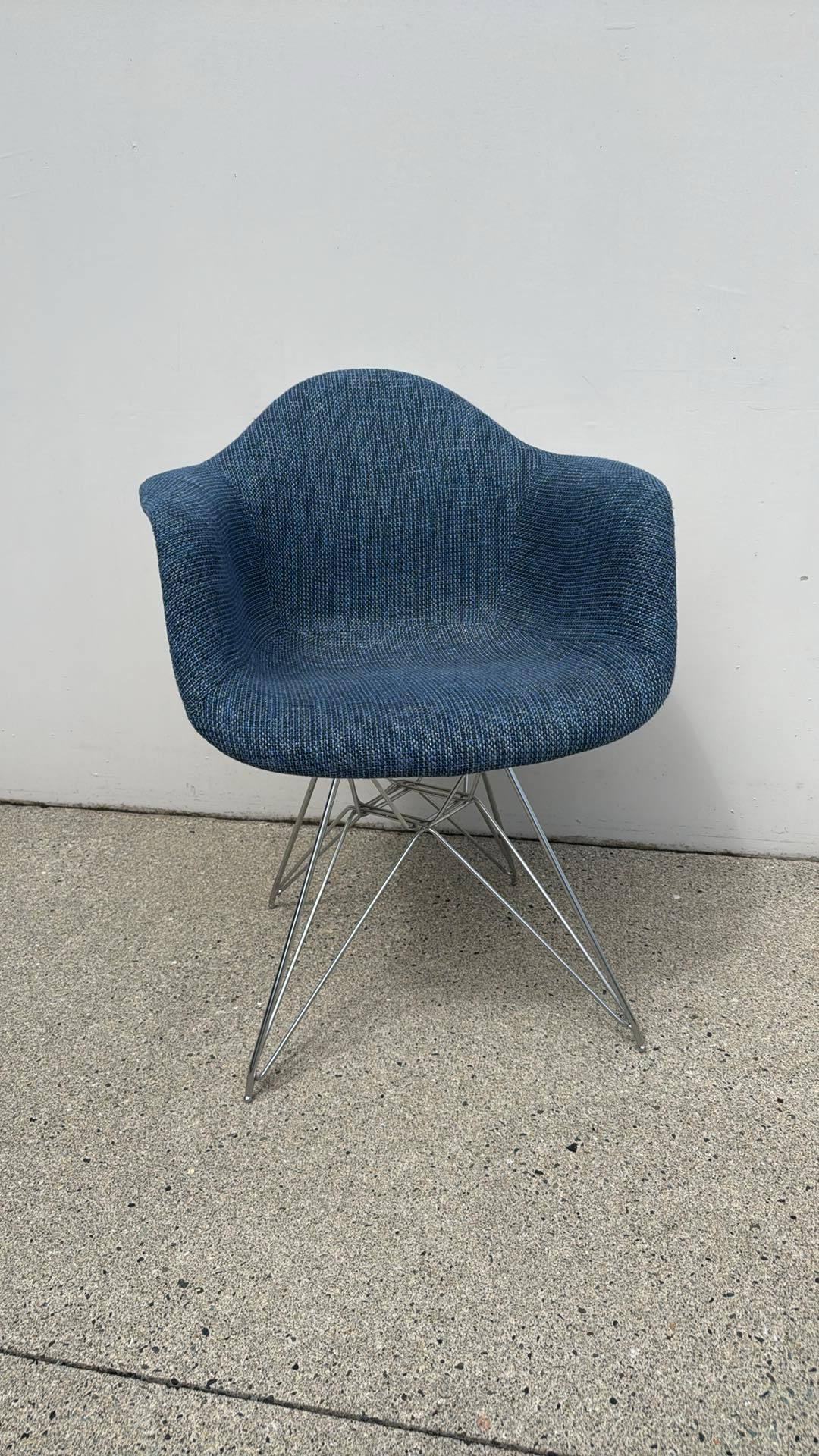 Eames Inspired Eiffel Accent Chair