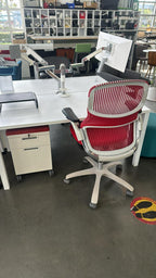 Knoll Generation Task Chair