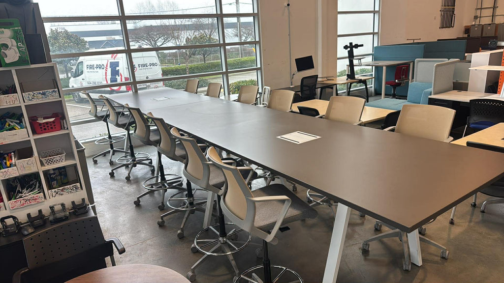 Enwork Equilibrium Standing-Height Collaboration Table – 20′ × 4′ (Powered)