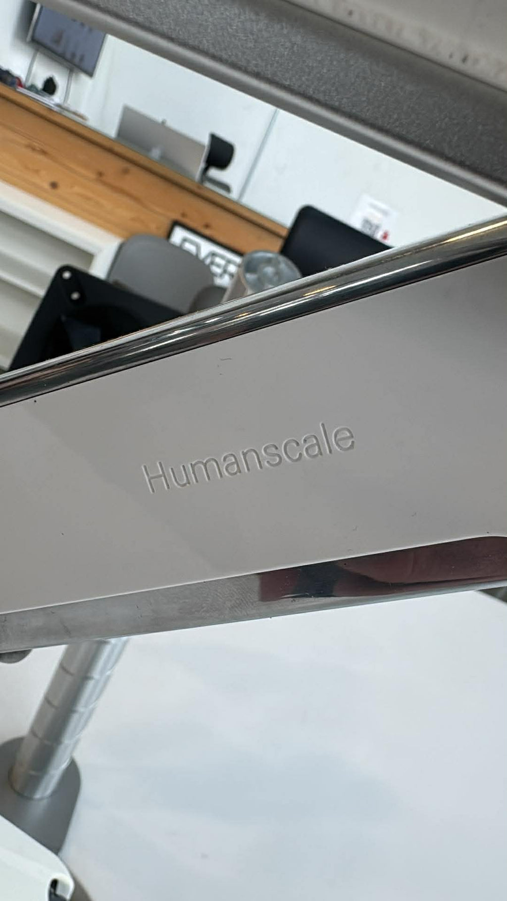 Humanscale Dual Monitor Arm (White/Silver)
