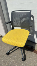 Load image into Gallery viewer, LIKE NEW Allermuir &quot;Ad-Lib&quot; Office Chairs
