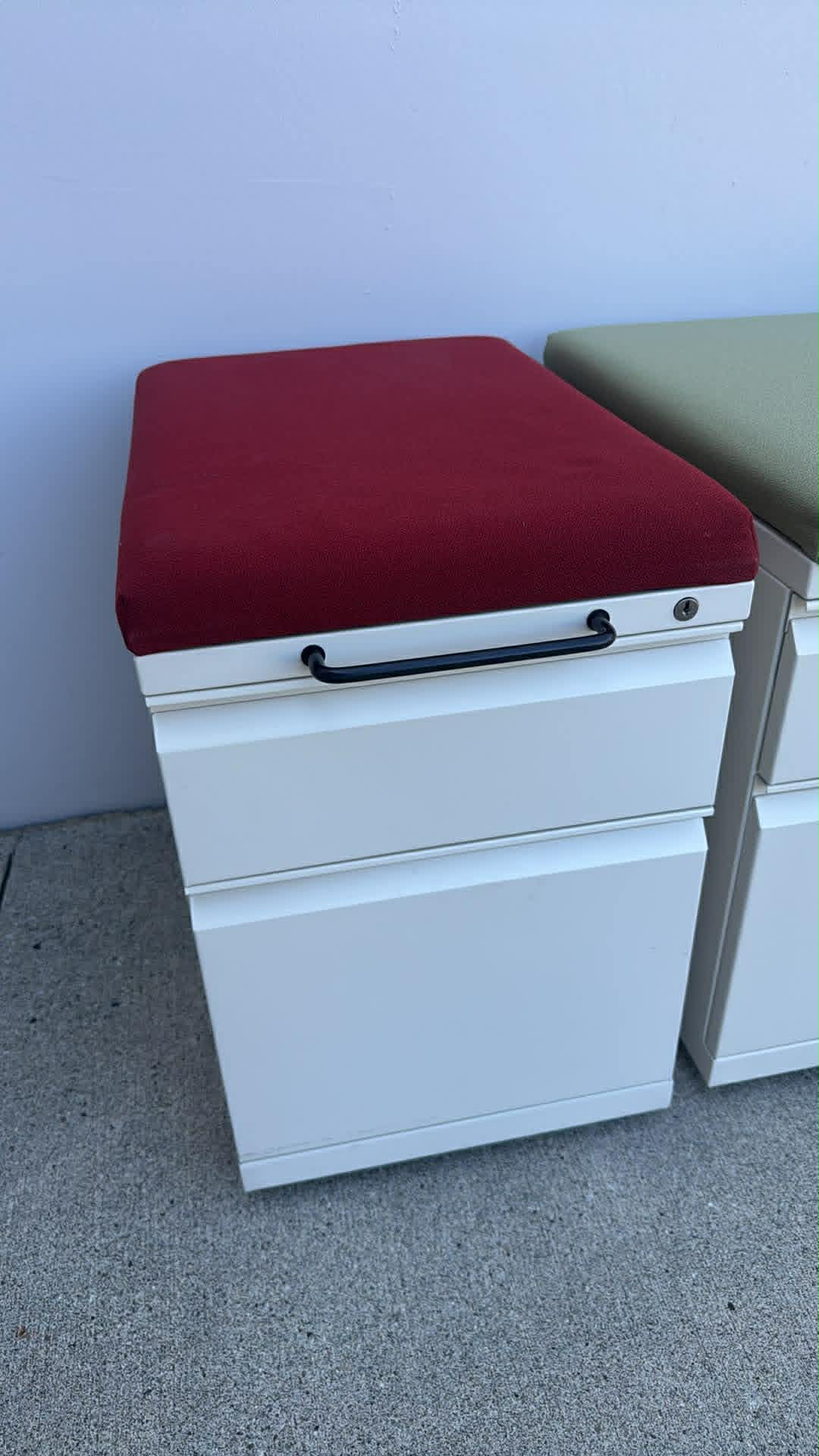 Herman Miller Meridian Mobile Pedestal