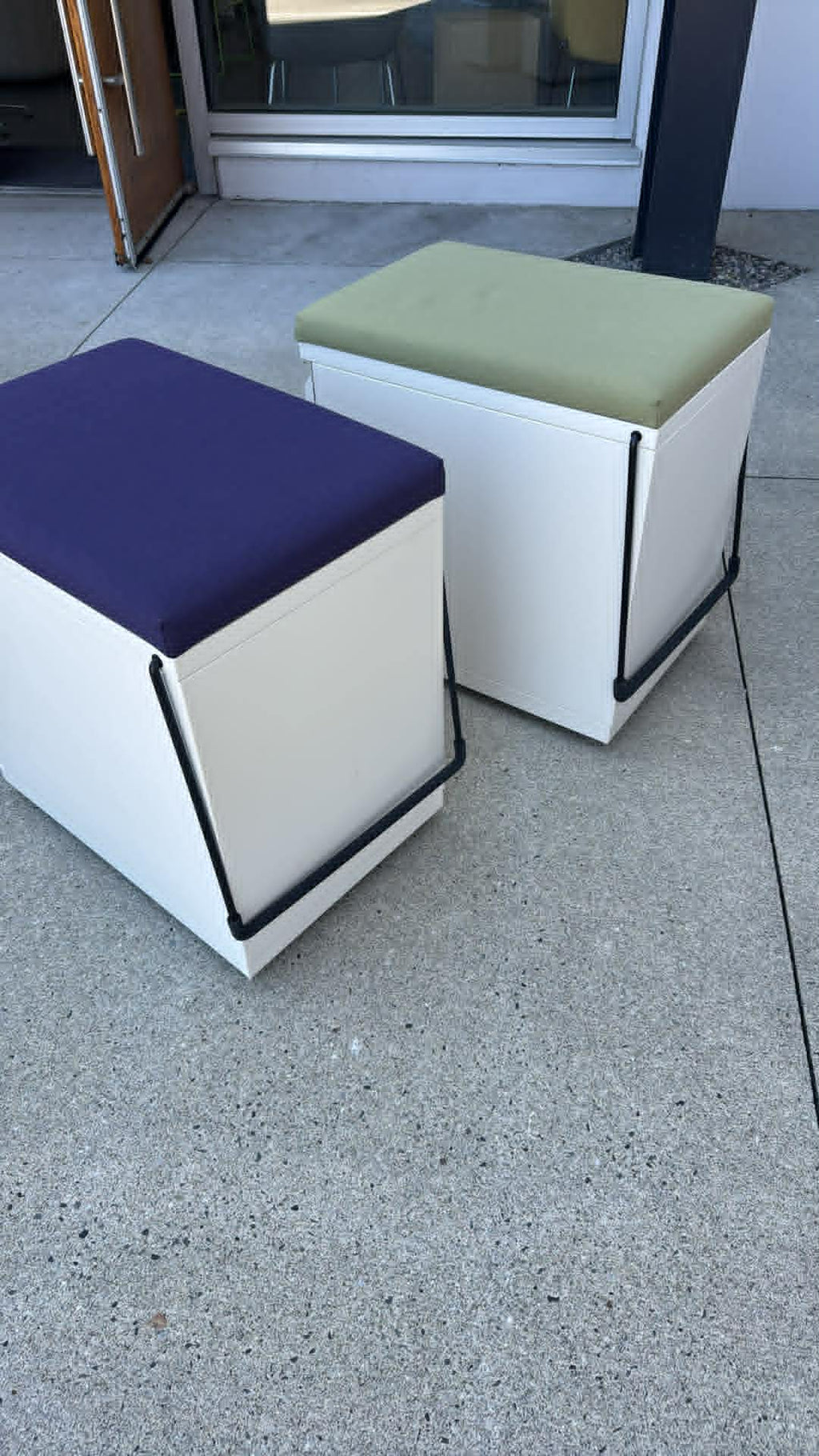 Herman Miller Meridian Mobile Pedestal