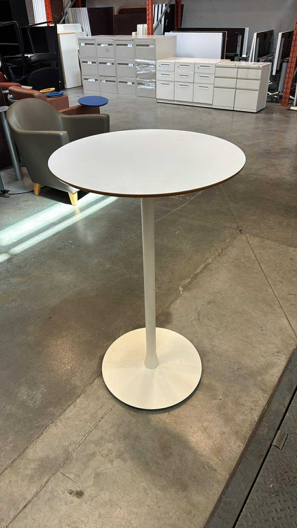 Standing/Bar Height Bistro Round Table (White Finish) - 24"