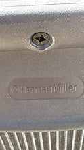 Load image into Gallery viewer, Used Herman Miller Aeron Classic Size B Chair
