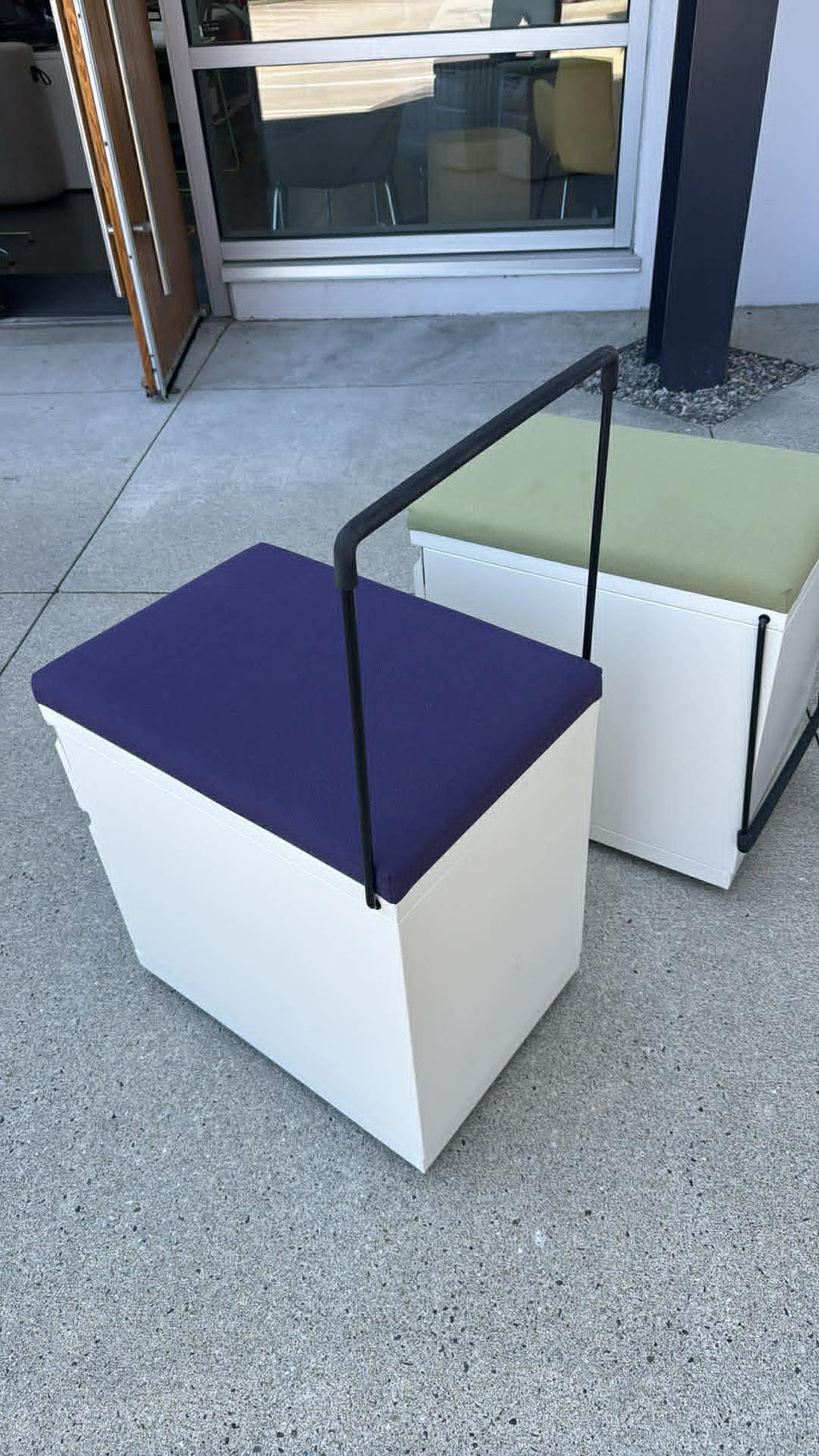 Herman Miller Meridian Mobile Pedestal