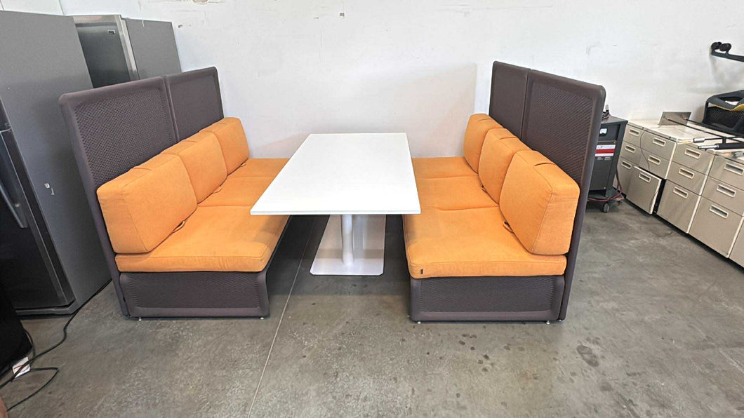 LIKE NEW! Designer Steelcase Lagunitas Lounge Set w/ Table