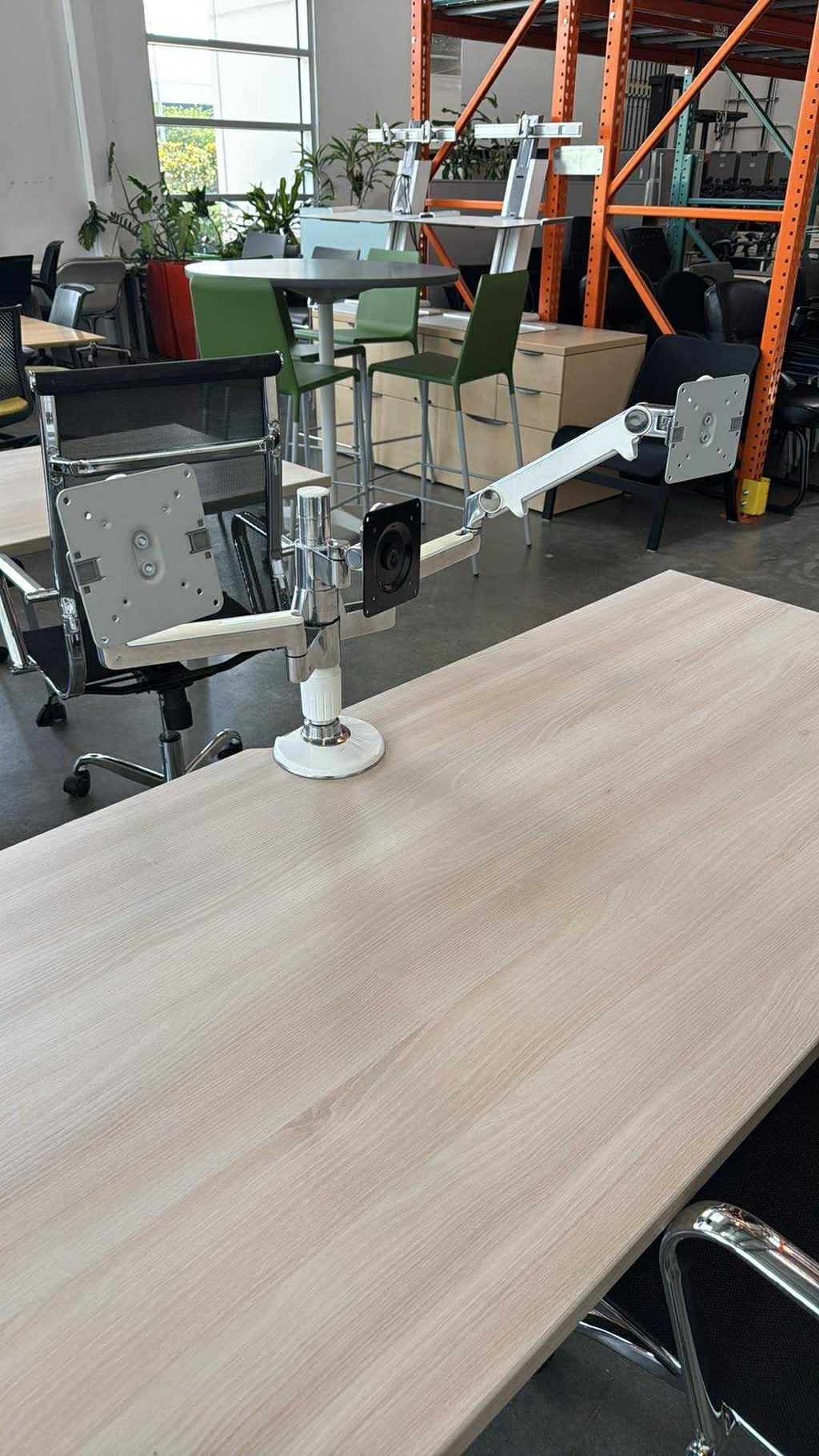 Humanscale M2 Triple Monitor Arm