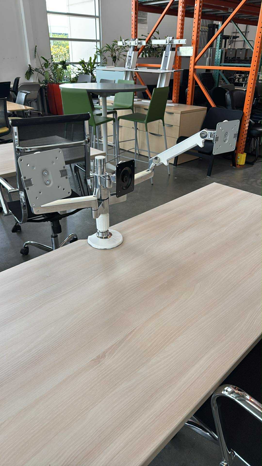 Humanscale M2 Triple Monitor Arm