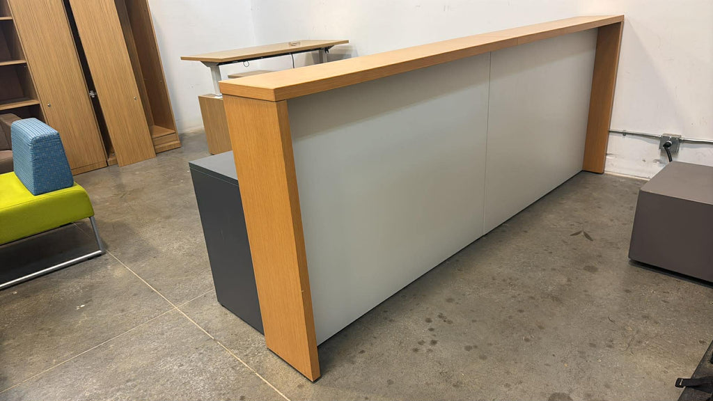 Teknion District Modern Reception Desk