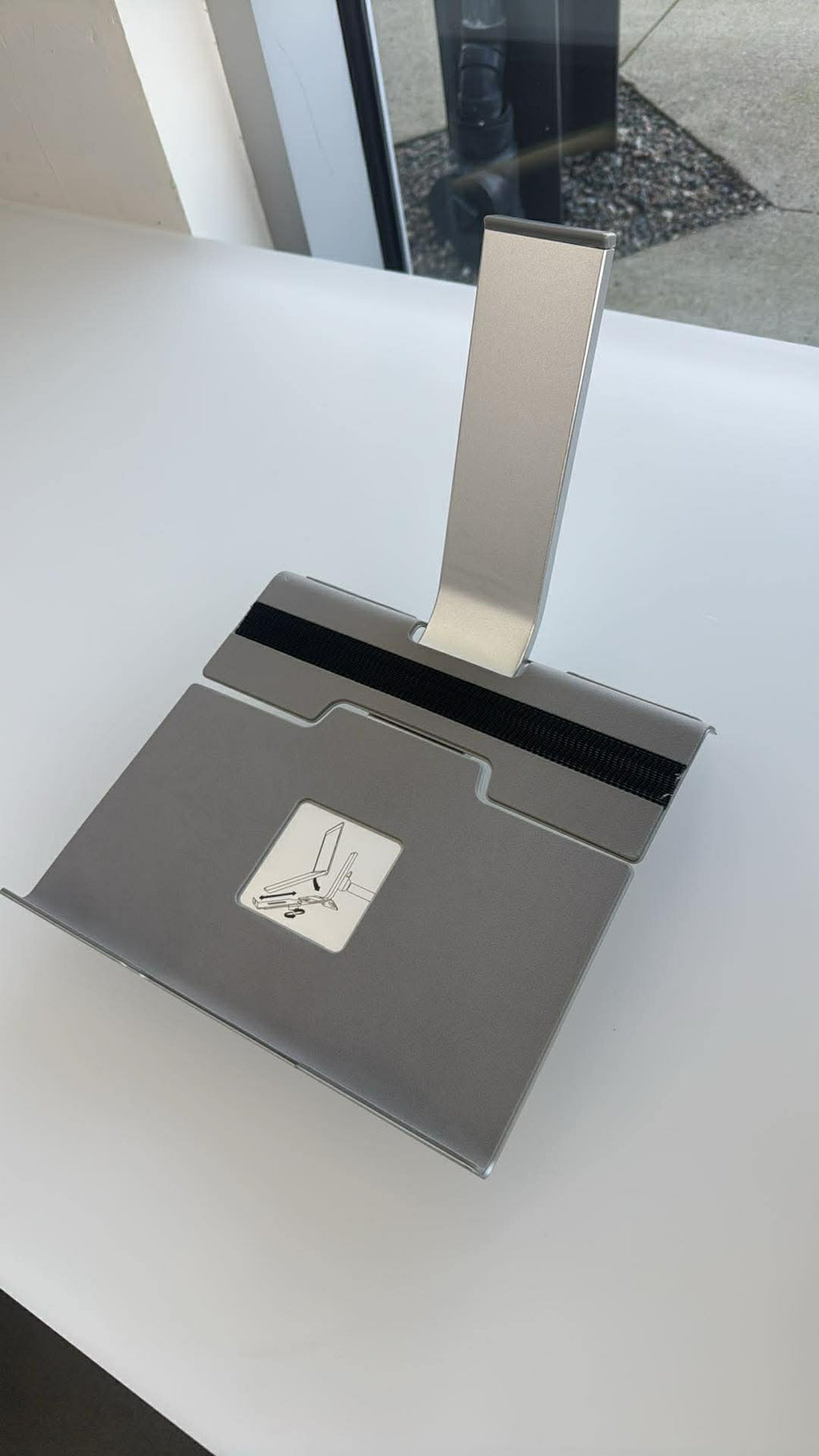 Humanscale Notebook Holder for M2.1 & M8.1 Monitor Arm