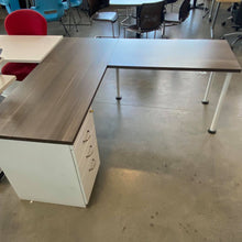Load image into Gallery viewer, Used Steelcase Turnstone L-Shape Desk
