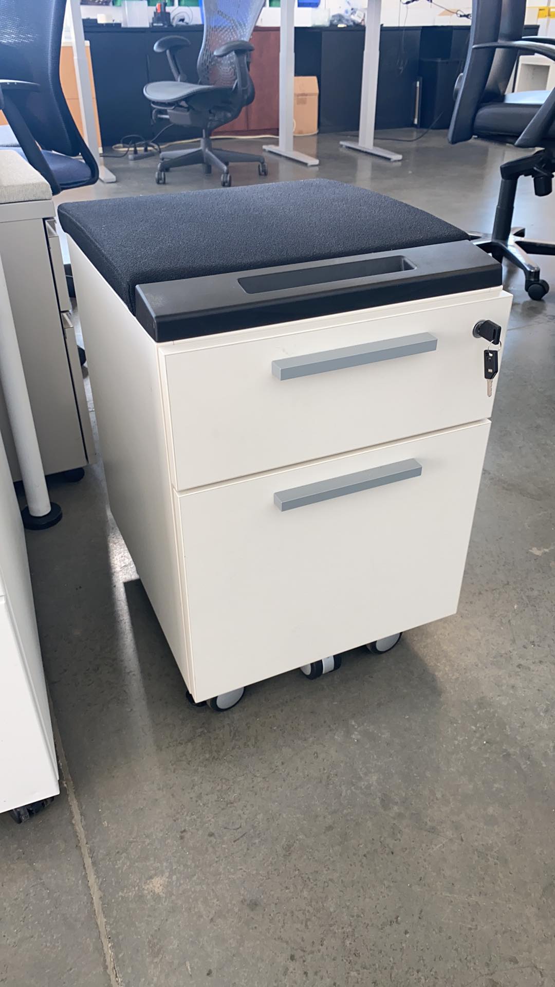 Used Teknion Mobile Pedestal w/ Cushion