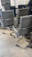 Load image into Gallery viewer, Used Herman Miller Eames Aluminum Executive Chair
